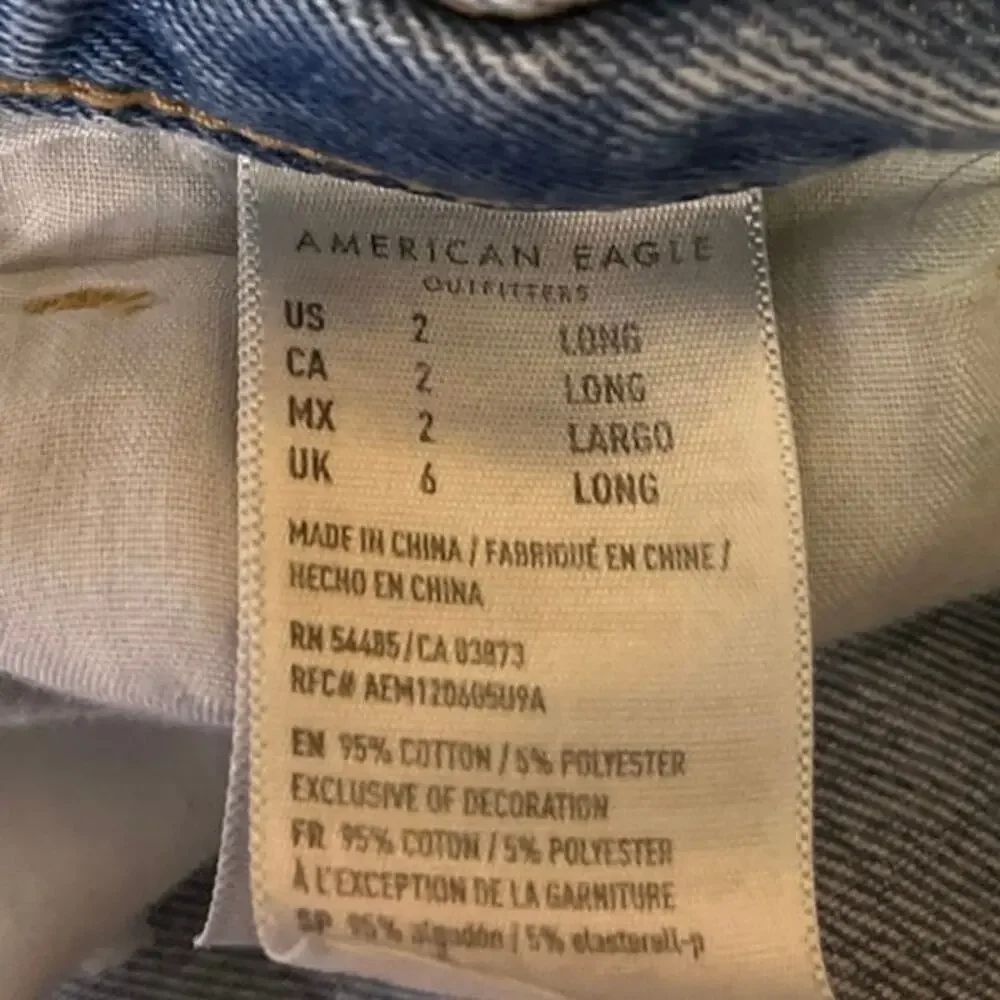 American Eagle Blue Distressed High Waisted Straight Denim Jeans Size 2 Long